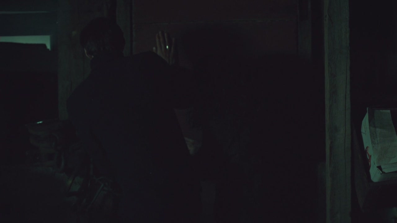 BSN303-329.jpg BSN303-329.jpg